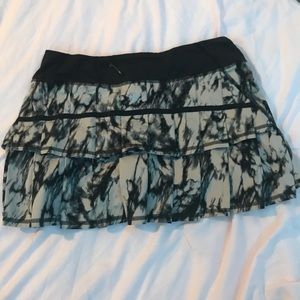 Lululemon skirt
